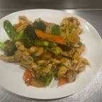 Best Chicken with Garlic Sauce in Spring Mills, PA